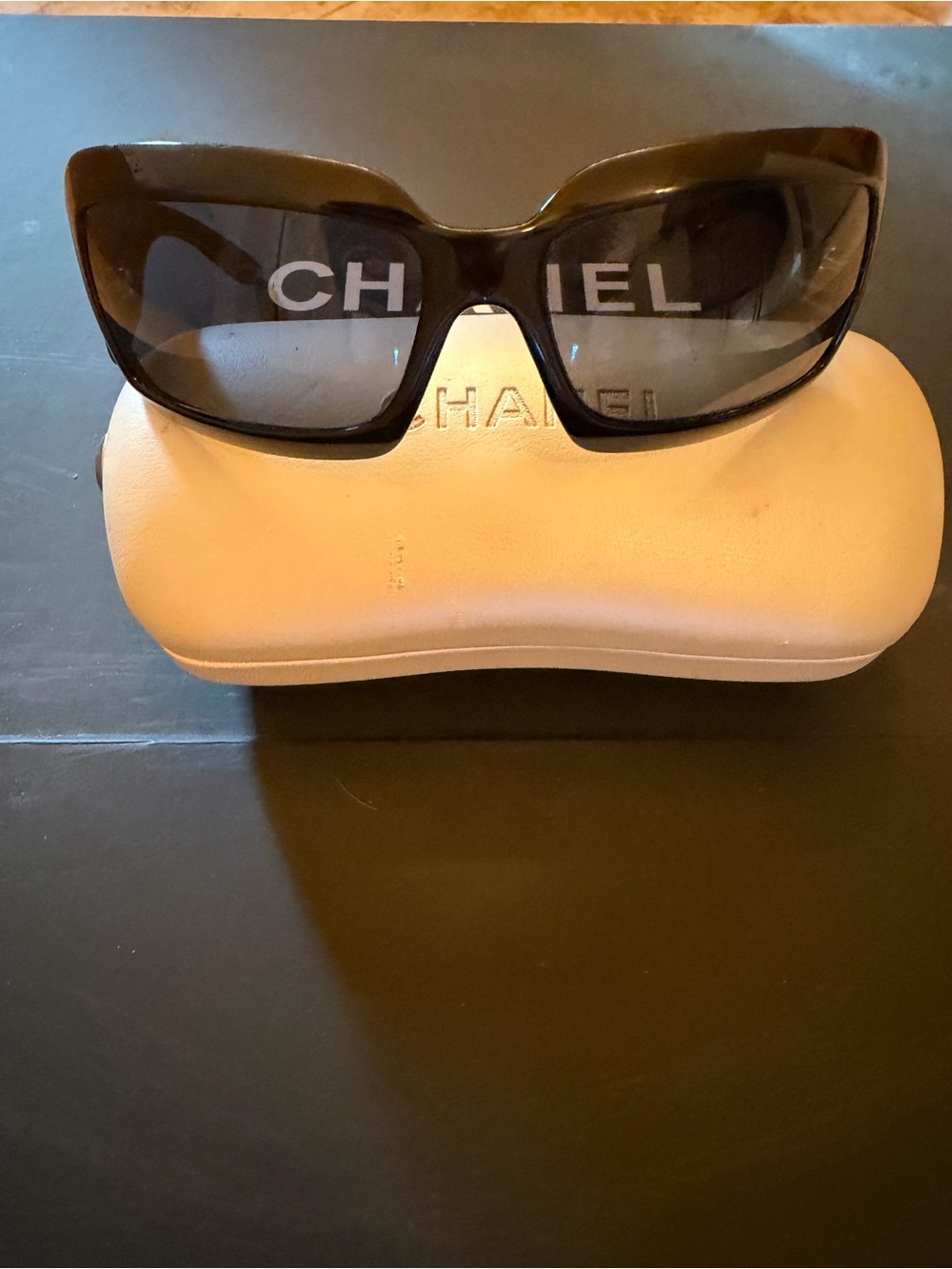CHANEL Black Oversized Rectangular Women’s Sunglasses - Picture 7 of 12